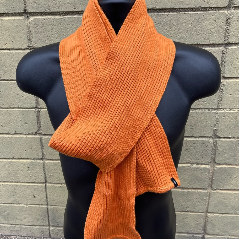 WeSC Ribbed Cotton Scarf - Picture 3 of 9